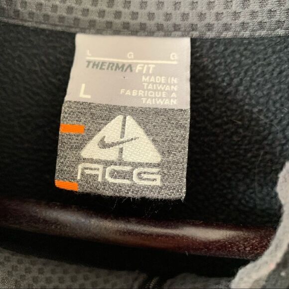 Nike ACG Black 1/2 Zip‎ Fleece Therma Fit Ruffle Collar SweatShirt - Picture 5 of 8